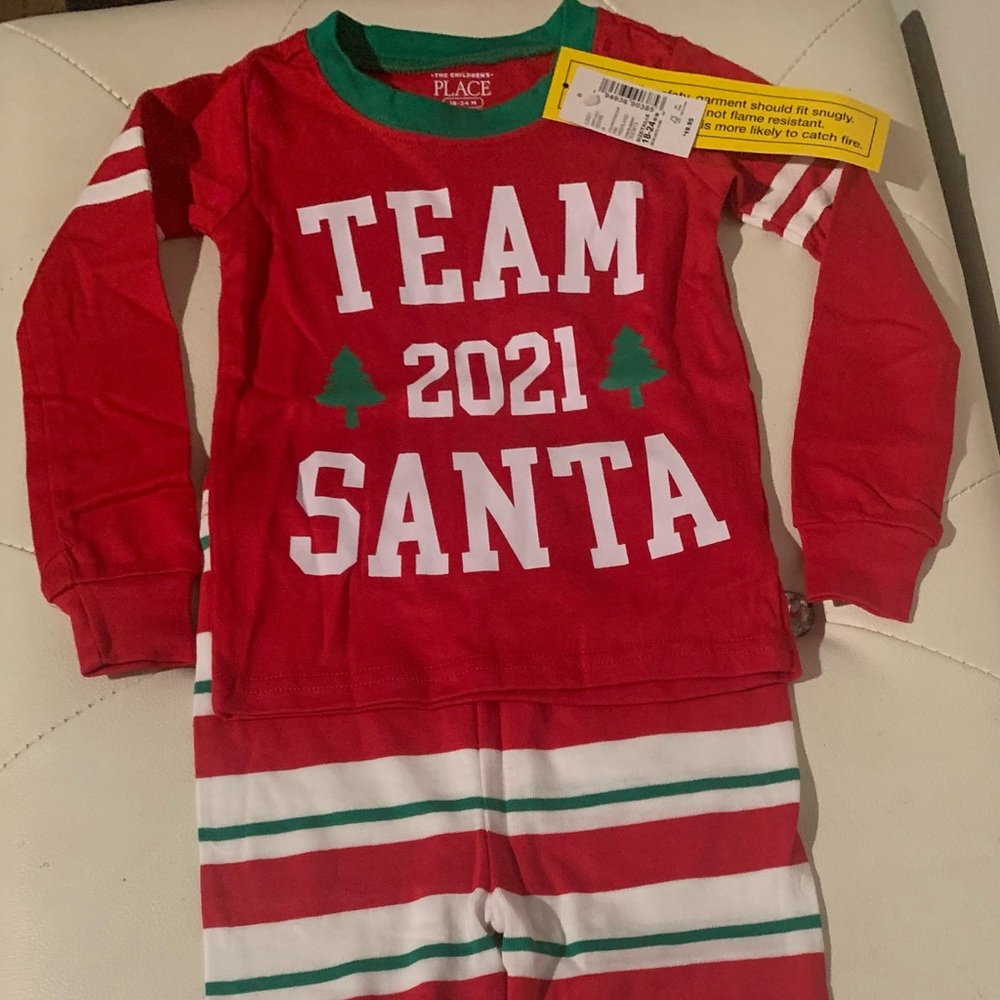 Unisex Team 2021 Santa Pajamas BRAND NEW 18-24 mo